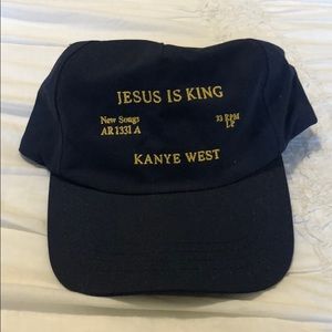 YEEZY SUNDAY SERVICE HAT
